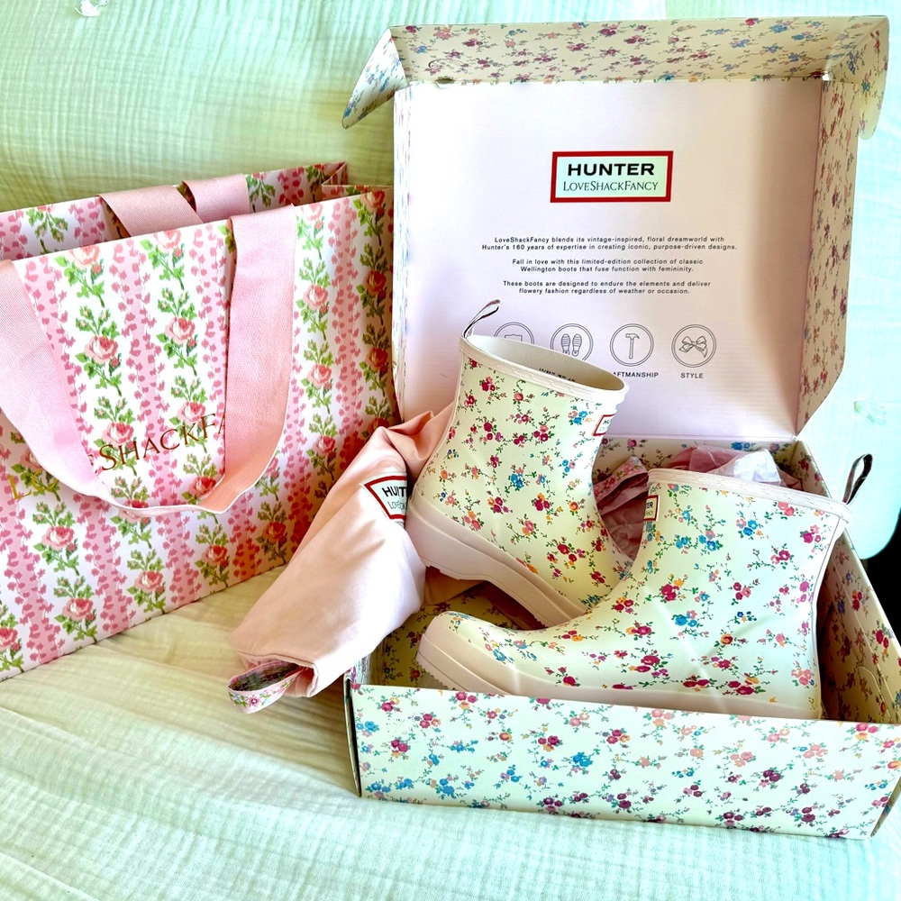 LoveShackFancy x Hunter Play Boot Sunrise Patchwork (short) NIB +LSF gift wrap